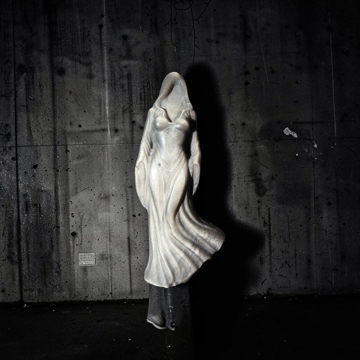 Silver Sheen Obsidian Lady Wraith Carving